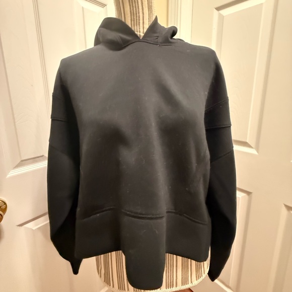 Abercrombie & Fitch Tops - Abercrombie and Fitch YPB Neoknit Crop Hoodie Sweatshirt black large